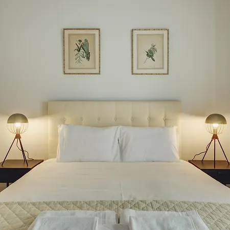 Romantic Gem In City Center *